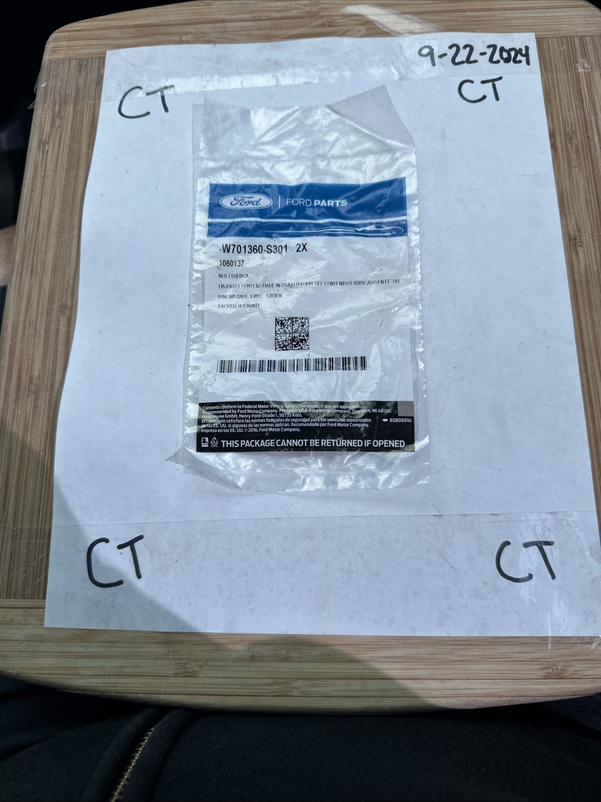 OEM (2) 10-13 Transit Connect Front Wheel Opening Molding U-Nut W701360S301