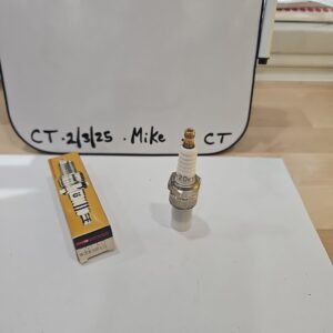 One Nippondenso W20ESR-L11 Spark Plug