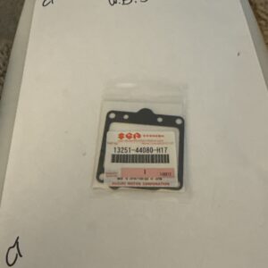 SUZUKI CARB FLOAT GASKET GS 1150 1100 GR650 1980-1988 NOS OEM 13251-44080-H17