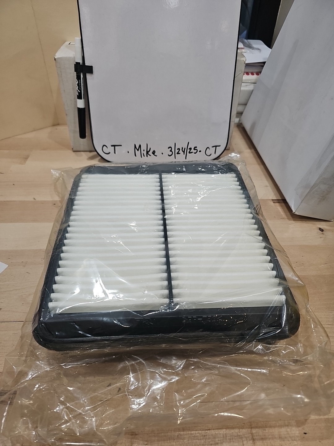 SUZUKI Grand Vitara Xl-7 I FT GT BOSCH Luftfilter 2.7L 2001-2003 13780-52D00