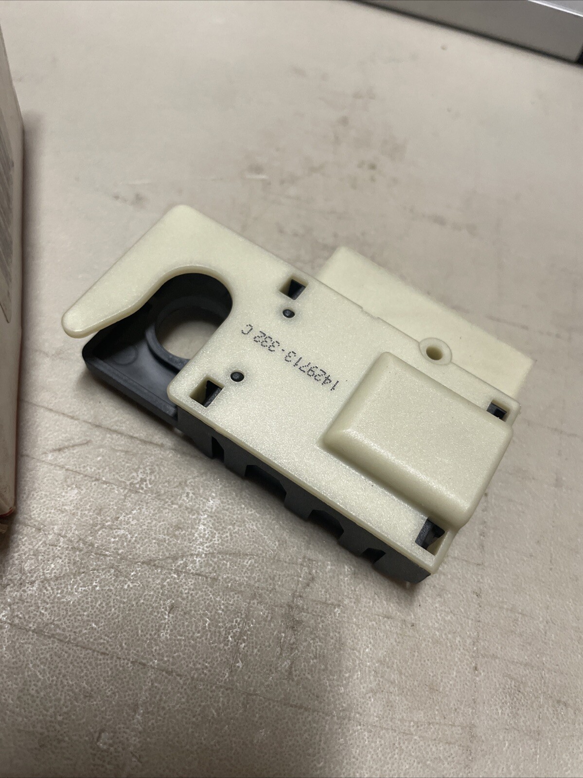 # Sls-303 Standard Motor Products Brake Light Switch - Image 4