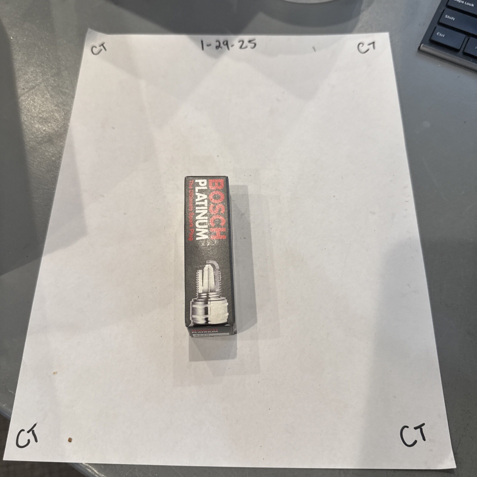 Spark Plug Bosch 4220 WR9DP - Image 3