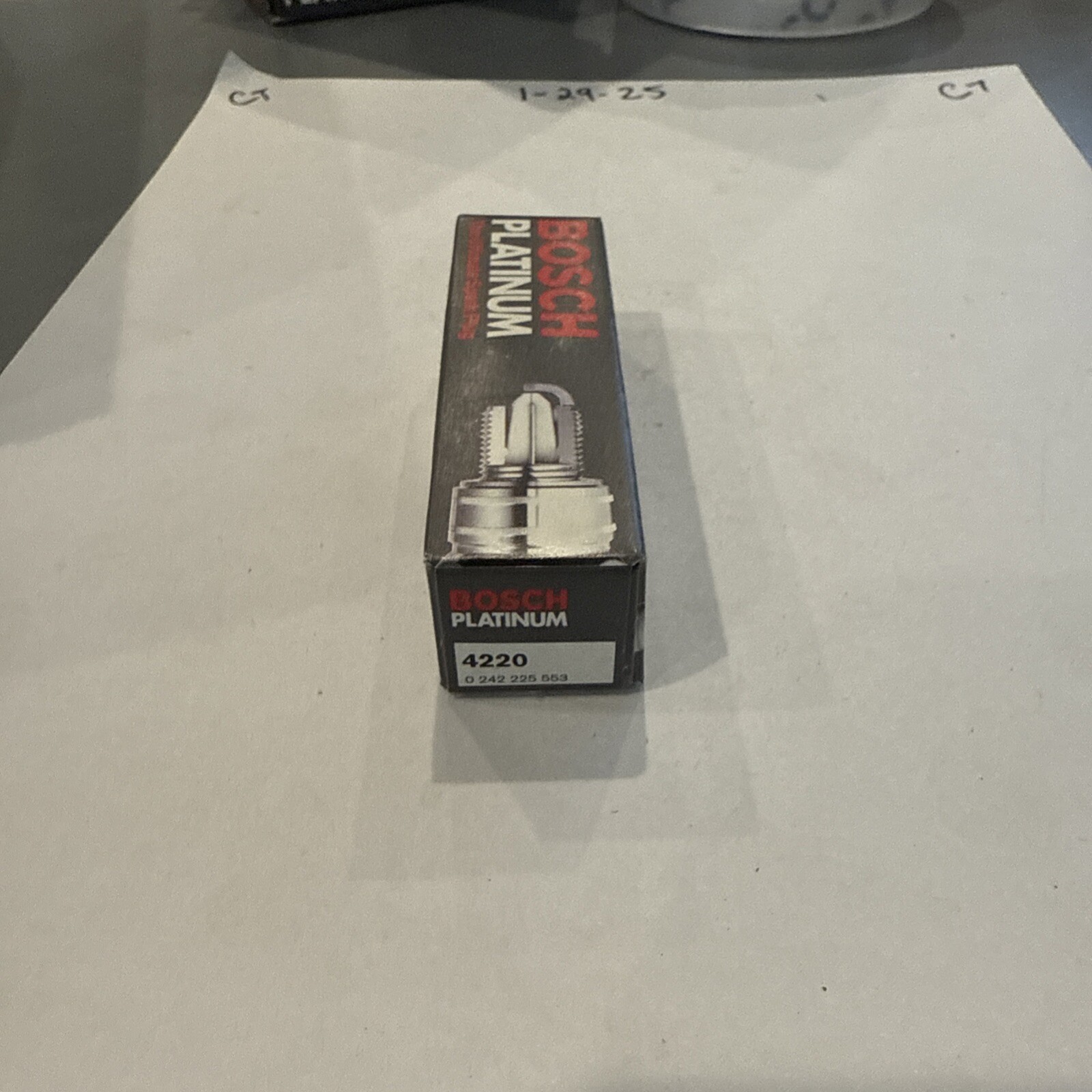 Spark Plug Bosch 4220 WR9DP - Image 4