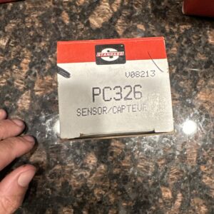 Standard Motor Product Camshaft Position Sensor PC326