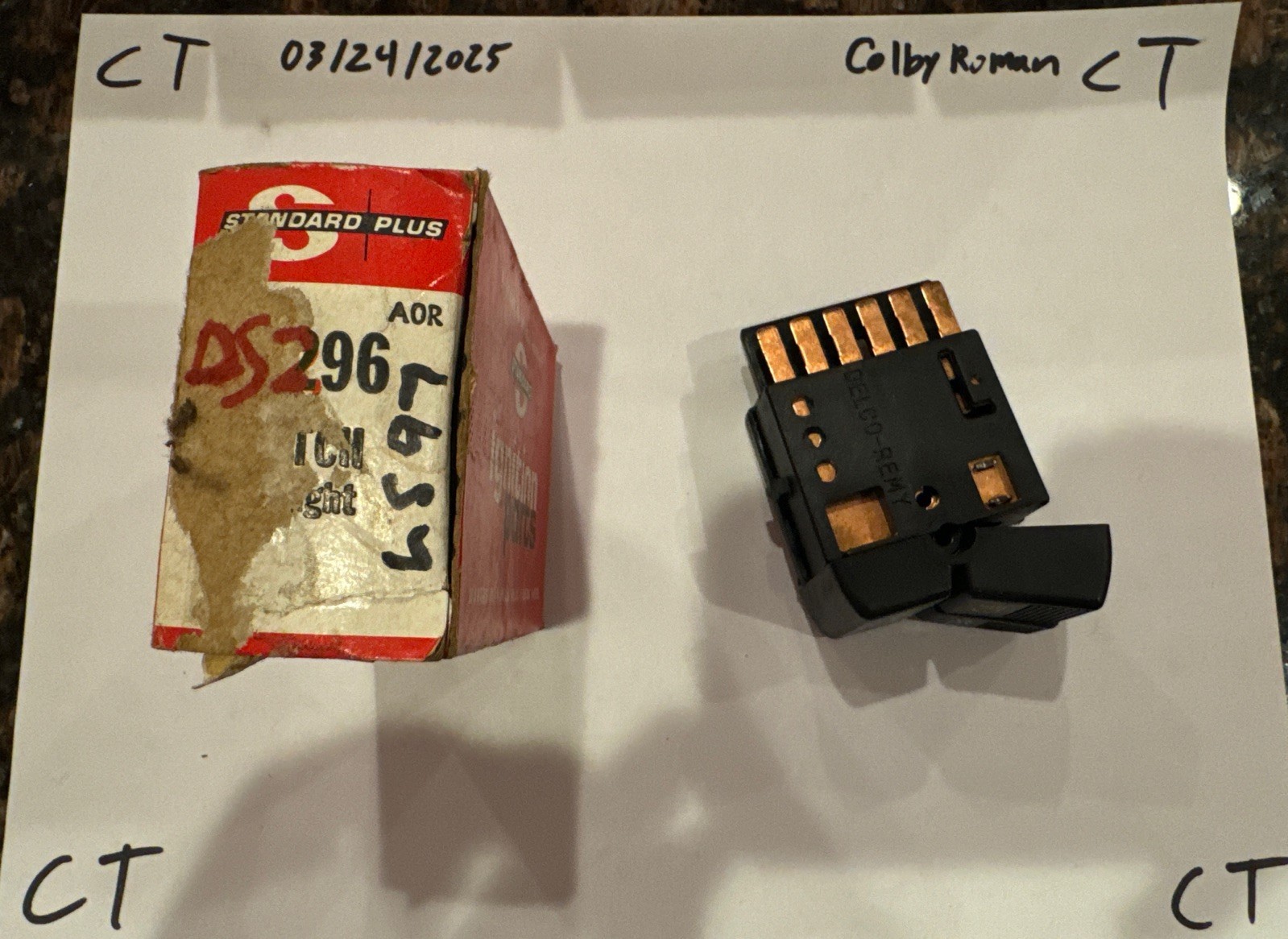 Standard Motor Products Headlight Switch DS296