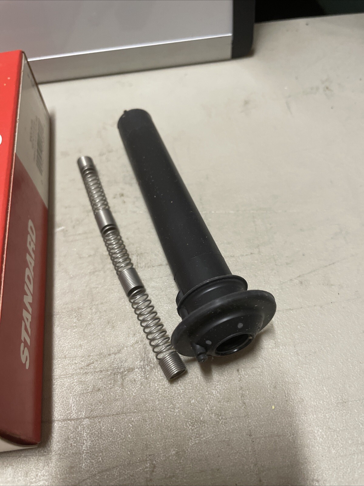 Standard SPP64E Direct Ignition Coil Boot NOS - Image 3