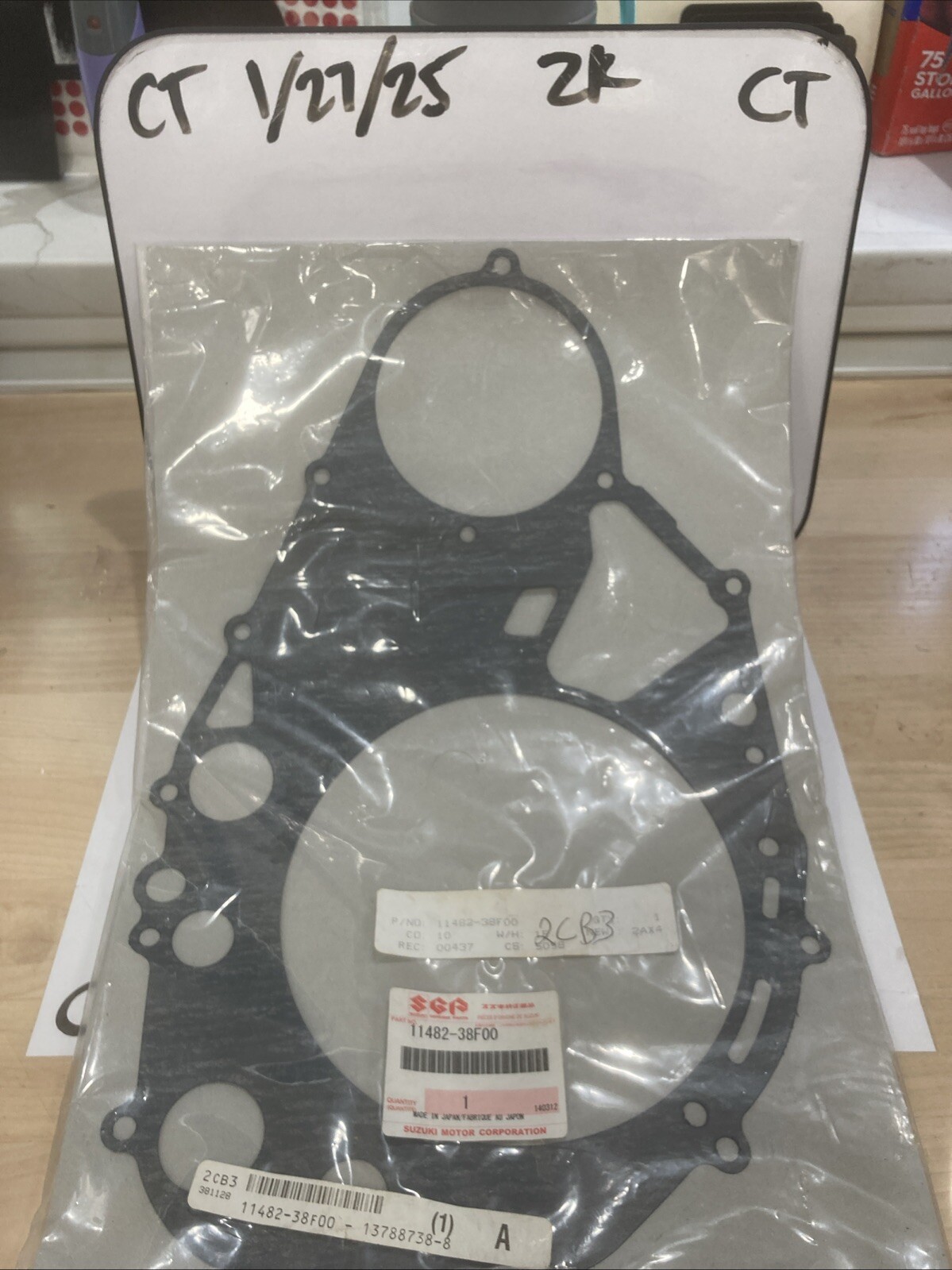 Suzuki 11482-38F00 Gasket