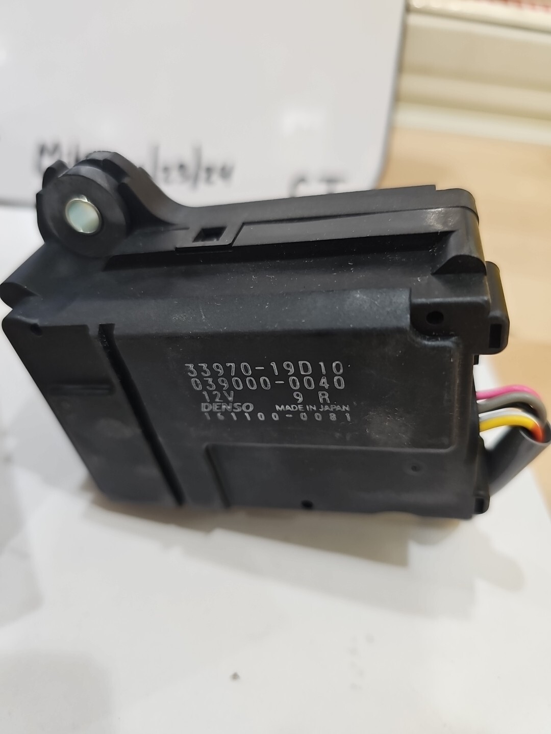 Suzuki 2000-2001 GSXR750 OEM Muffler Exhaust Servo Motor Air Control Actuator * - Image 3