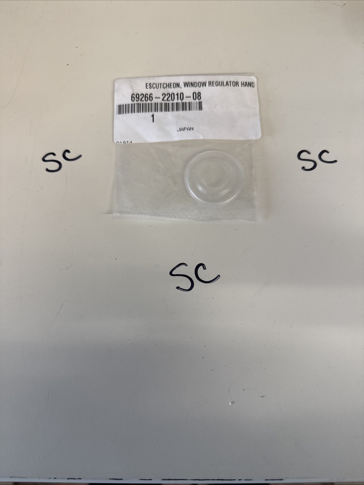 TOYOTA LAND CRUISER FJ40 BJ40 BJ42 FJ60 ESCUTCHEON WINDOW REGULATOR CRANK SEAL