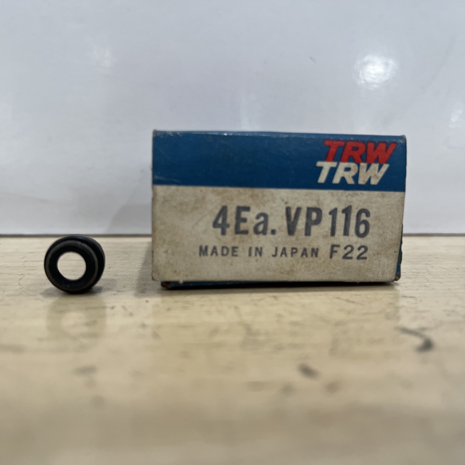 TRW Valve Stem Seal VP116 (4 Pack) - Image 4