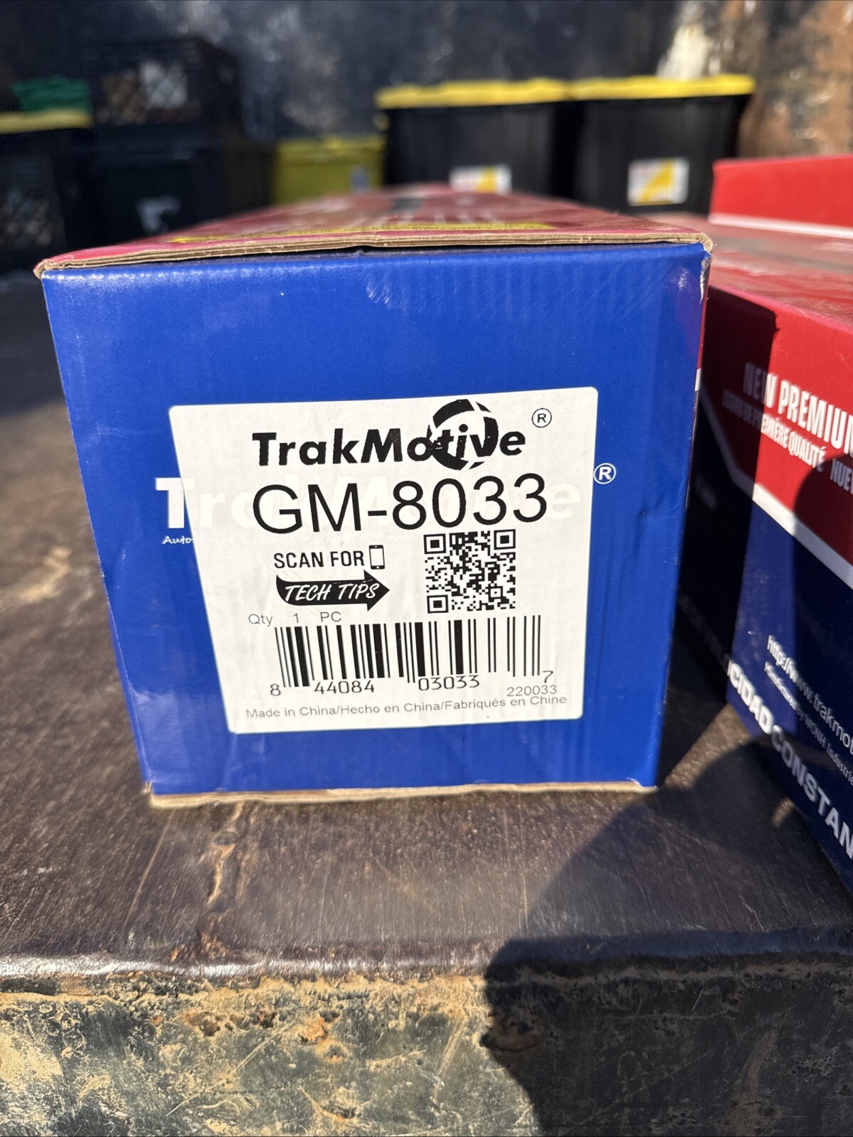 TrakMotive GM-8033 CV Axle Shaft Assembly GM8033