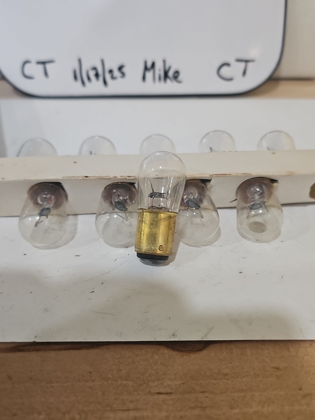 Vintage Light Bulbs #1004 15CP 12V ( One Pack Of 10 Bulbs) - Image 3