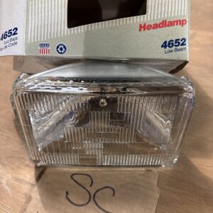 Wagner Sealed Beam Headlamp 4652 NOS LOW BEAM
