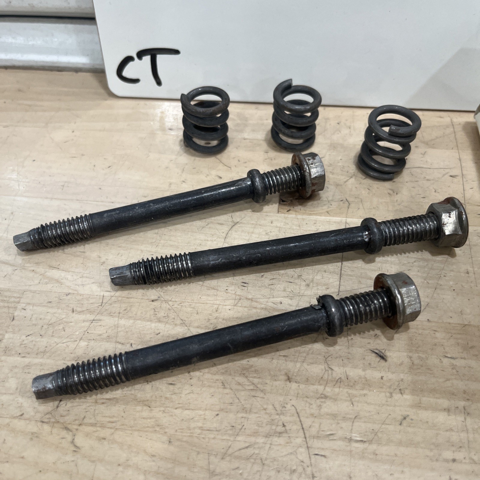 Walker Exhaust Mounting Hardware FMK-942 - Image 3