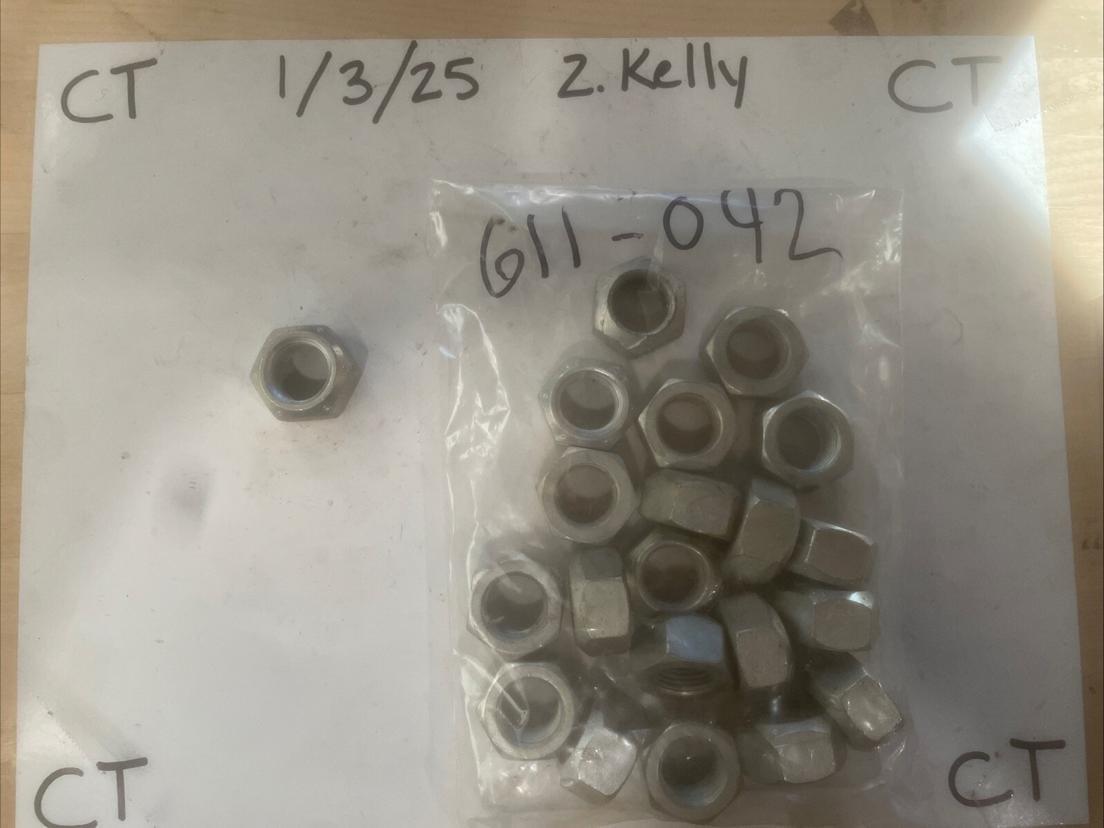 Wheel Lug Nut Dorman 611-042 (SOLD INDIVIDUALLY)