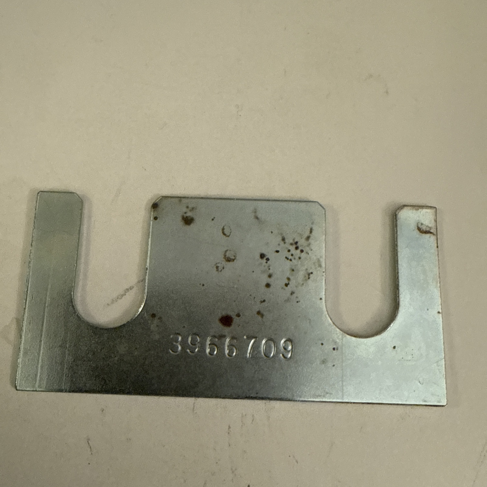 (1) 1963-1982 Corvette Hood Hinge GM 3966709 1/16 Shim Sold Individually - Image 3