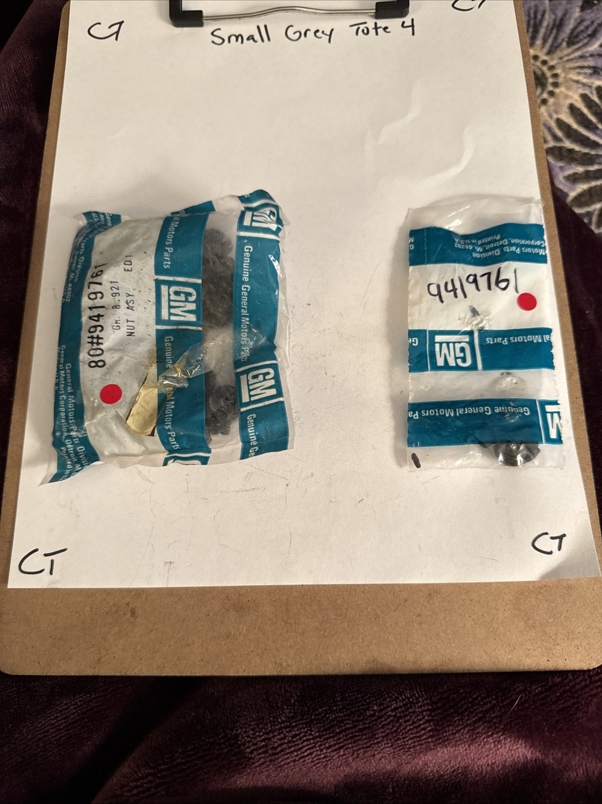 (1) GM 9419761 Nut Assembly Corvette Sold Individually Emblem Nuts - Image 4