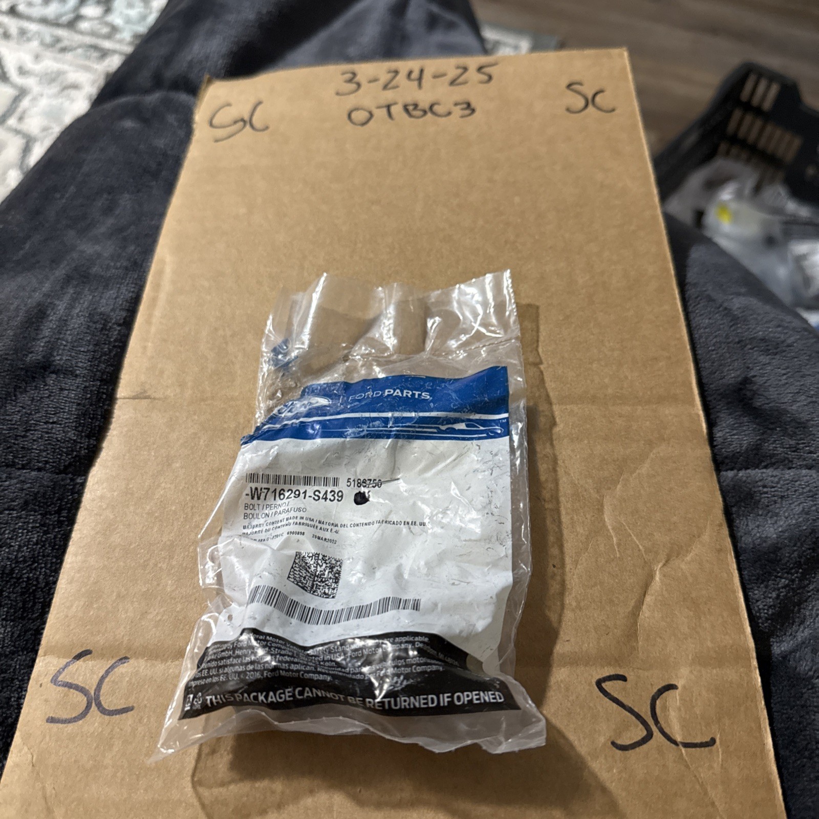 (1) Genuine Ford OE Bolt W716291-S439 Sold Individually