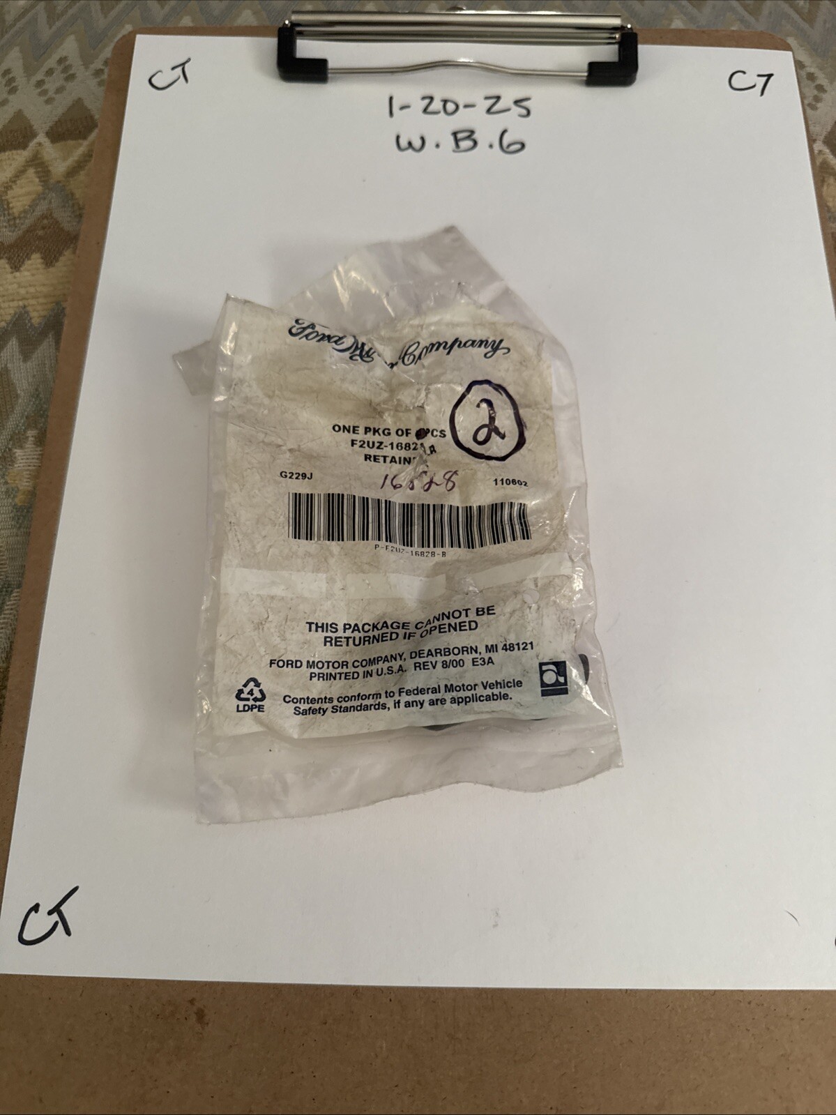 (1) New OEM Ford F2UZ-16828-B Hood Support Rod Clip NOS Sold Individually.