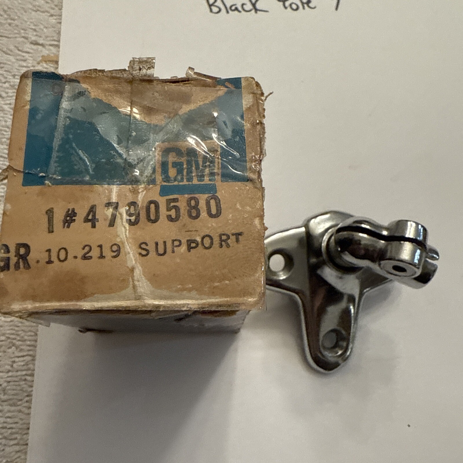 1955-57 Chevrolet Sun visor Mount R.H. # 4790580 - Image 3