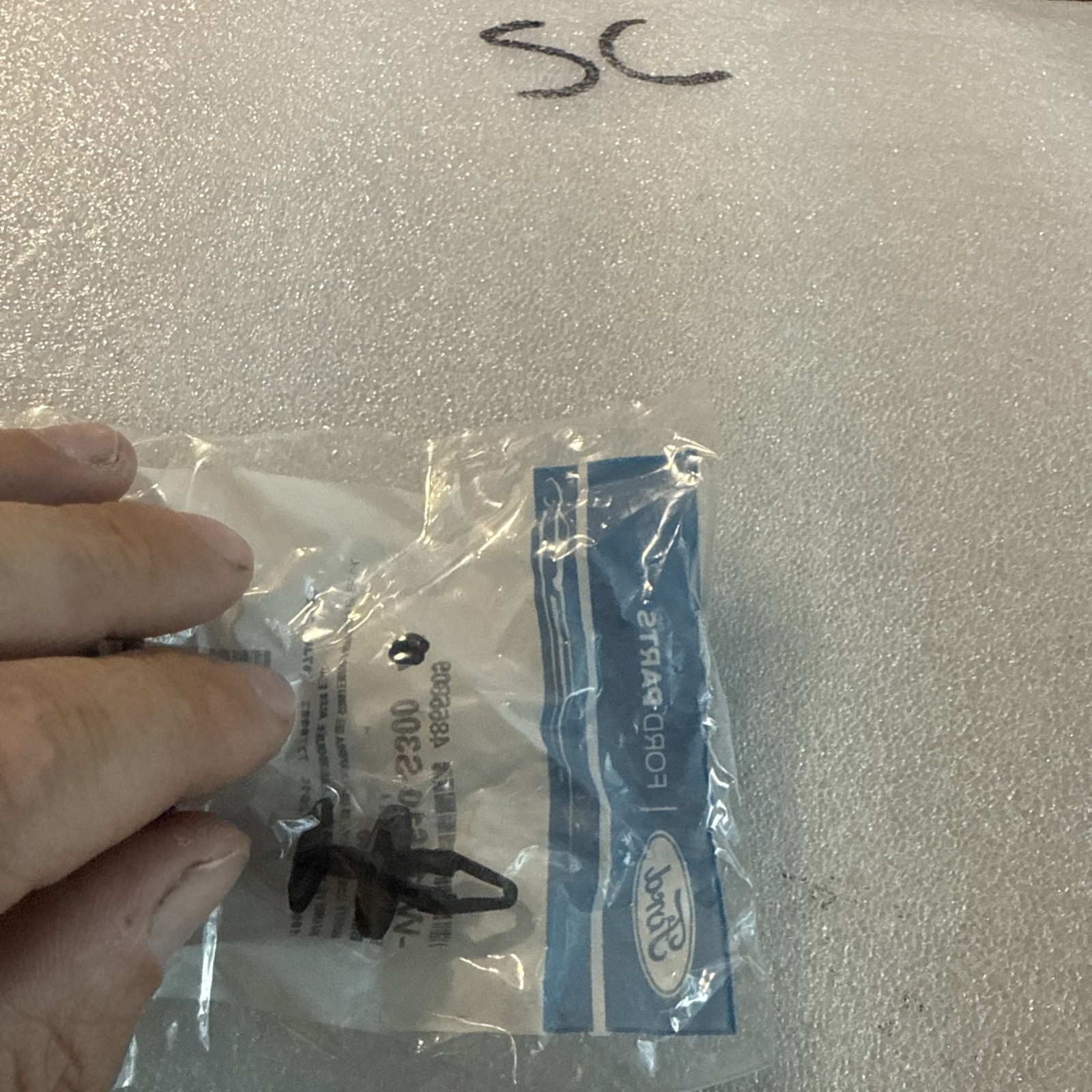 (1)Genuine Ford Fender Liner Rivet W713610-S300 Sold Individually - Image 4