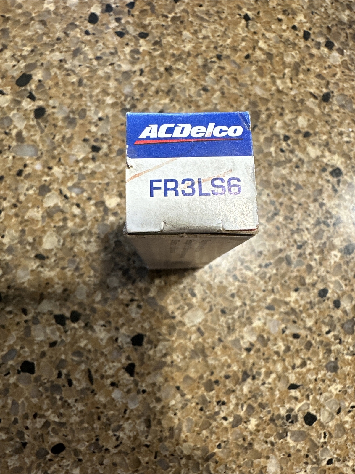 ACDelco FR3LS6 SPARK PLUG GM 5.0L PN 5614000 NEW