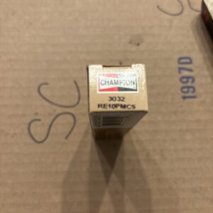 Champion Platinum Power Boxed RE10PMC5 / 3032 NOS