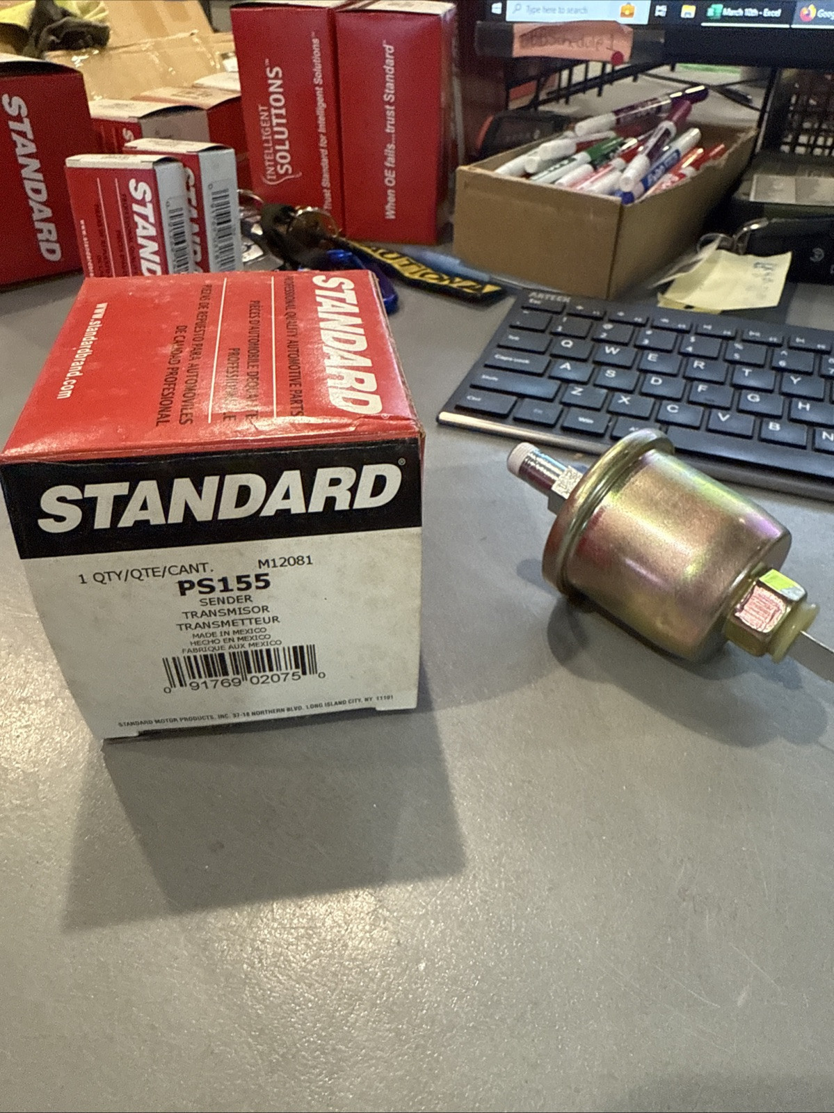 Chevrolet B.O.P. 1982-86 Standard Oil Pressure Sender PS155