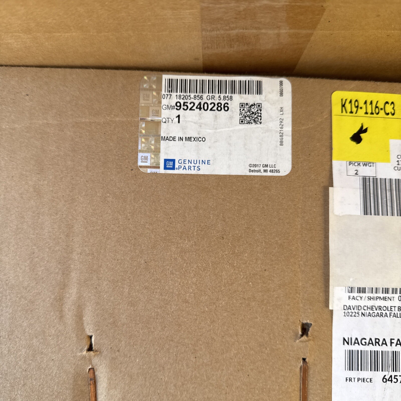 Chevrolet GM OEM 15-16 Trax Steering Wheel Cover 95240286 - Image 3