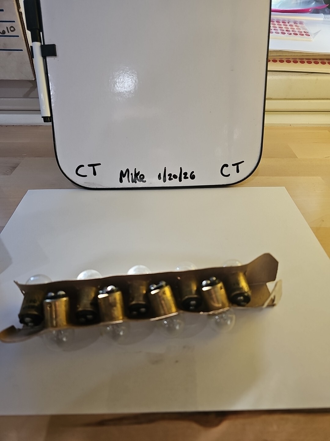 Courtesy Light Bulb Wagner Lighting #90 12v 8cp 1 Box Of 10 Bulbs - Image 3