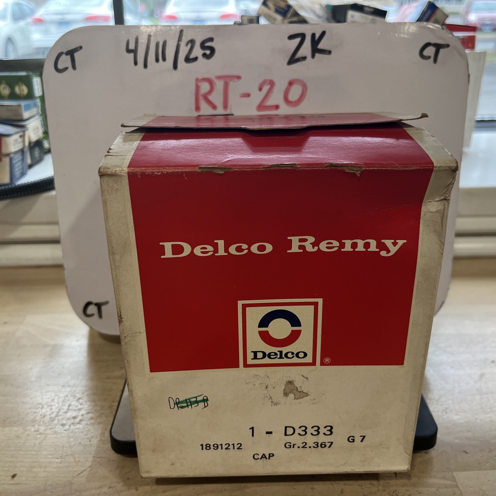 Delco Remy 1891212 Distributor Cap D333 NEW Never Opened Box