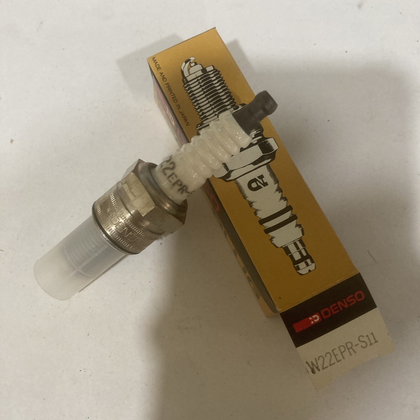 Denso Spark Plug W22EPR-S11 - Image 3