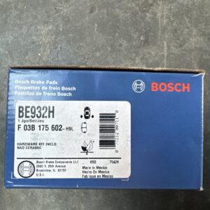 Disc Brake Pad Set-Blue Brake Pads with Hardware Bosch BE932H