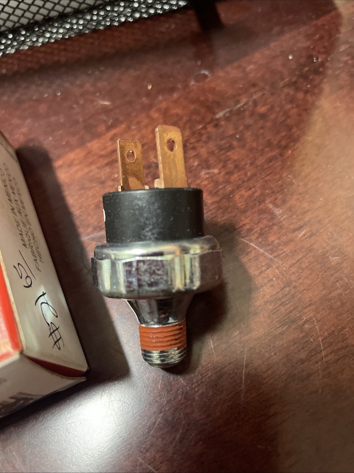 Engine Oil Pressure Switch Standard PS135 - Image 4