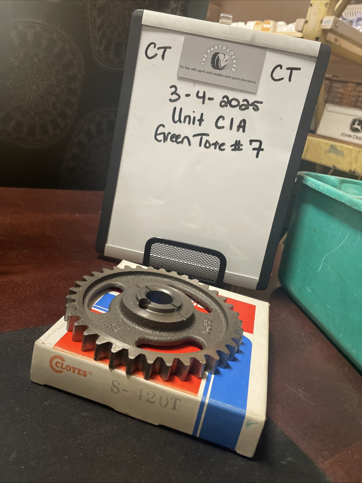 Engine Timing Camshaft Sprocket Cloyes Gear & Product S420T