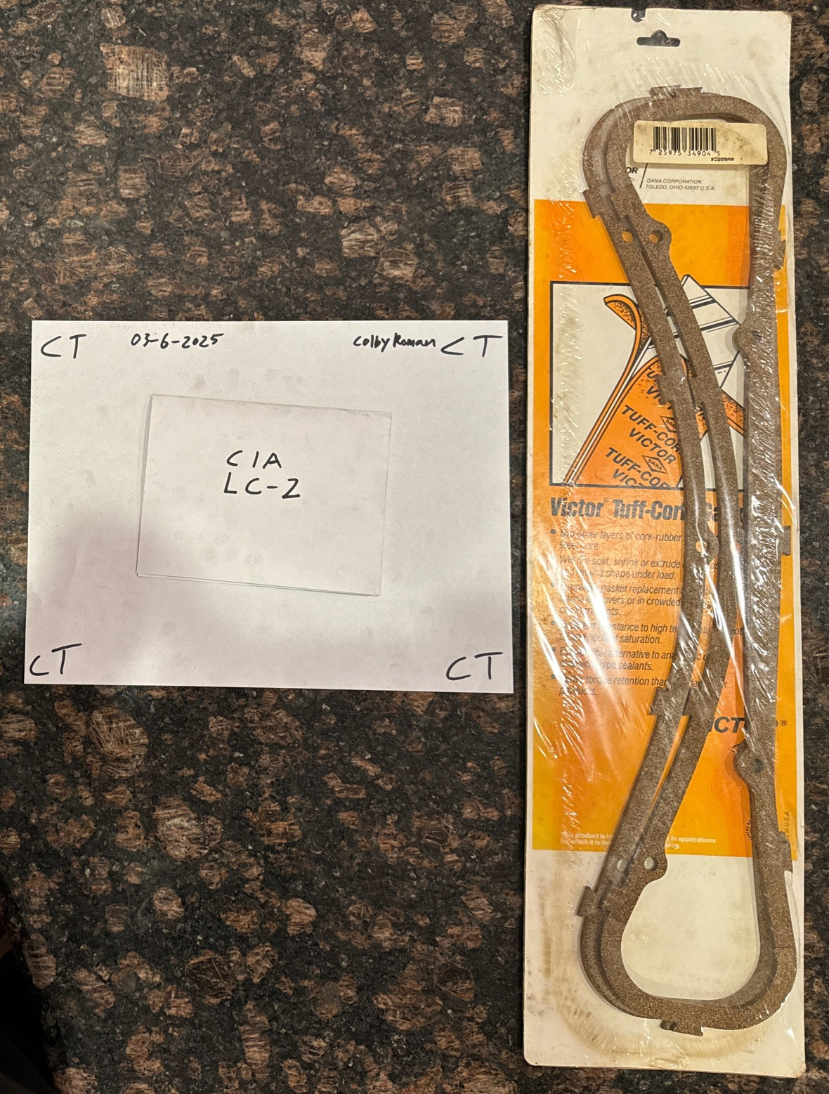 Engine Valve Cover Gasket Set Mahle VS38319