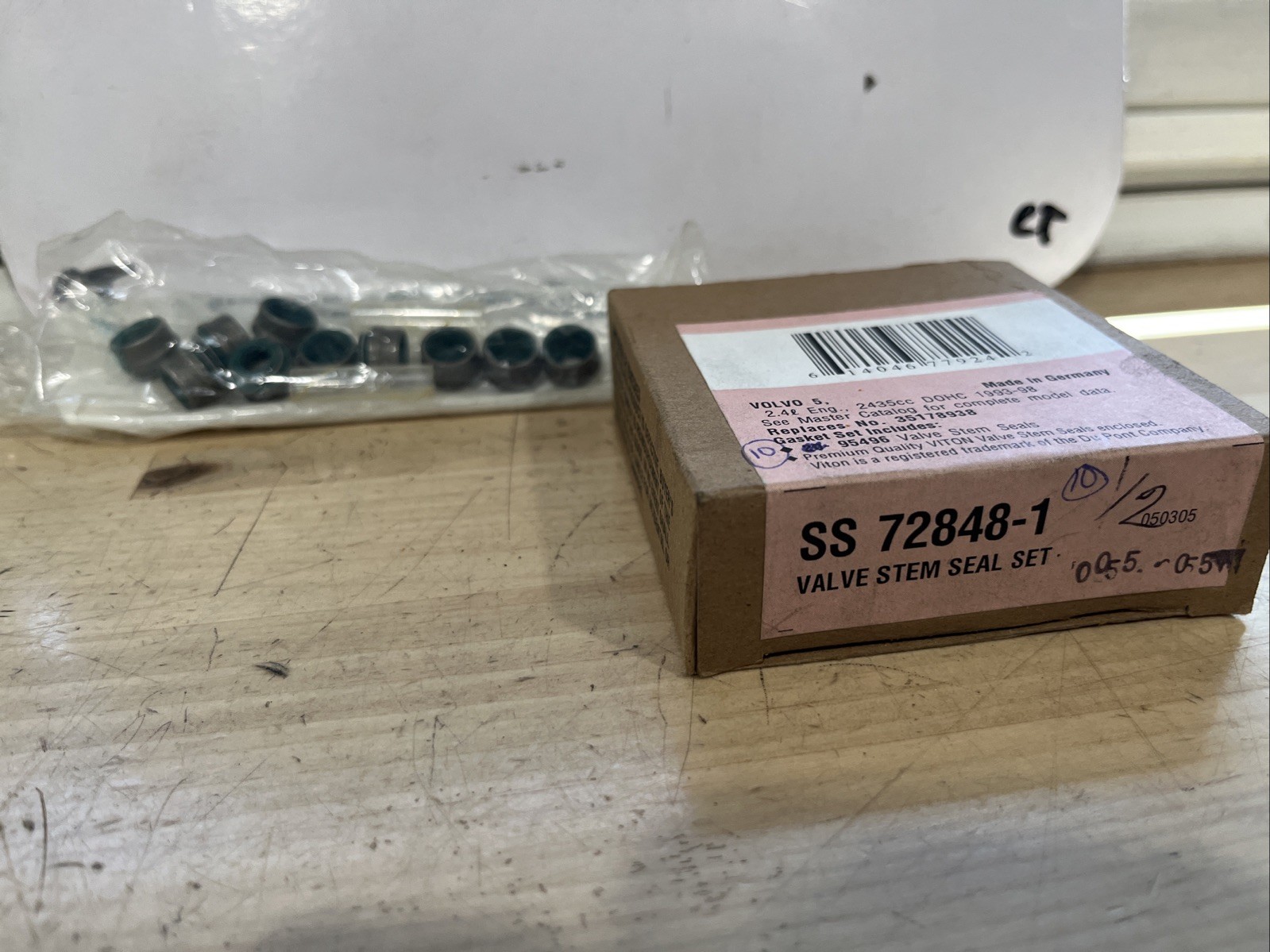 Engine Valve Stem Oil Seal Set Fel-Pro SS 72848-1 (10 Pk) - Image 4