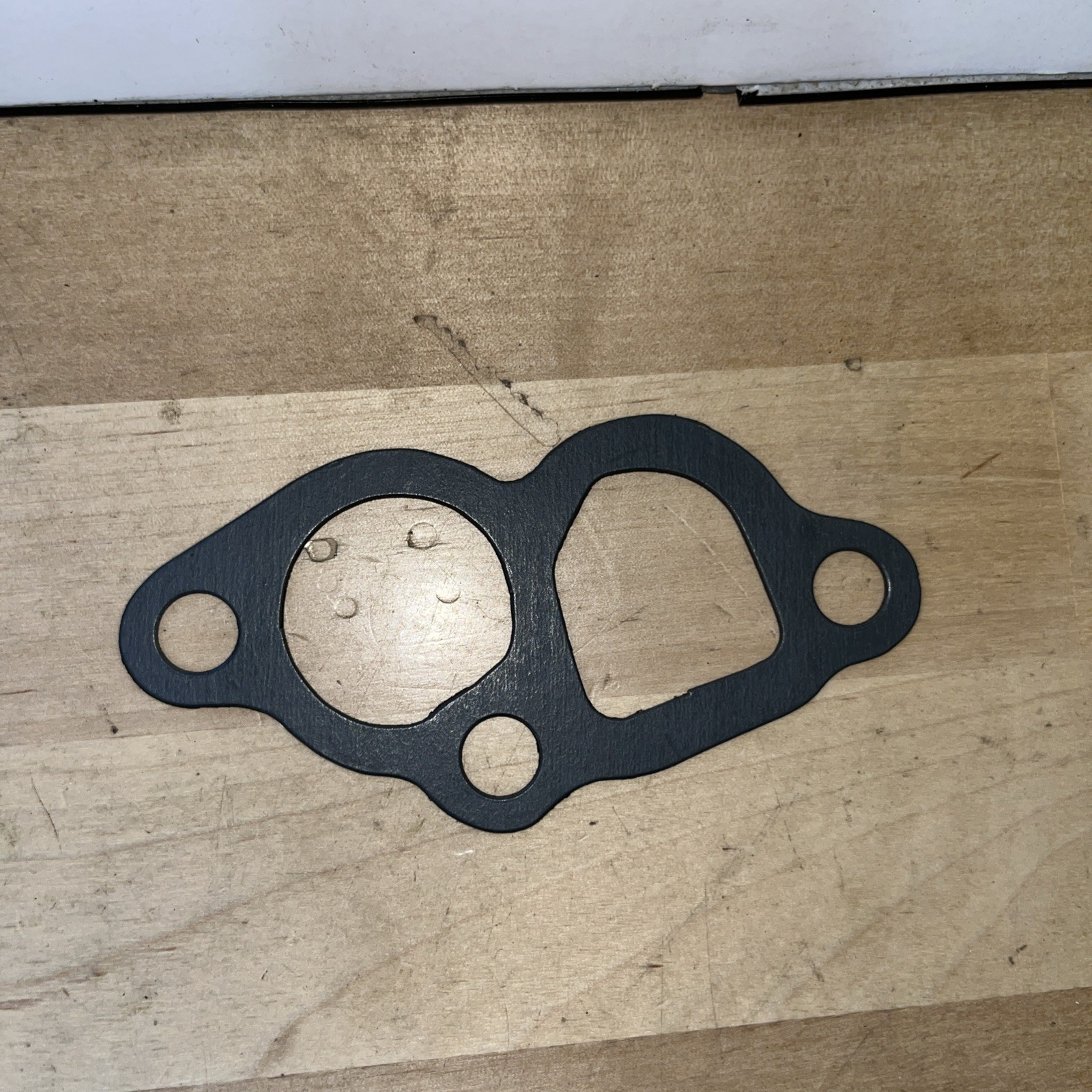 Engine Water Pump Gasket Fel-Pro 11731 - Image 3