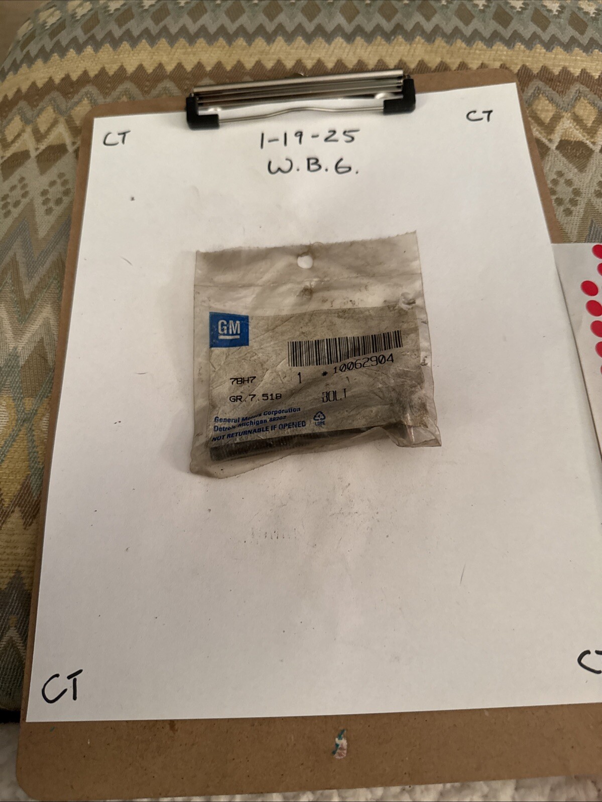 GM BOLT 10062904 GM OEM