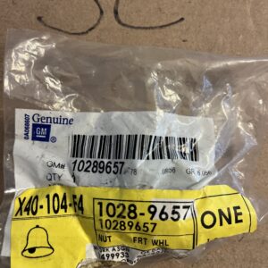 GM OEM-Axle Nut Right (M24X2.0X19.6) (W/WASHER) NEW GM # 10289657 B43D