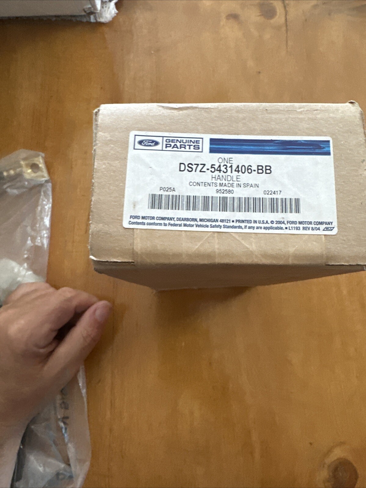 Genuine Ford Grip Handle DS7Z-5431406-BB