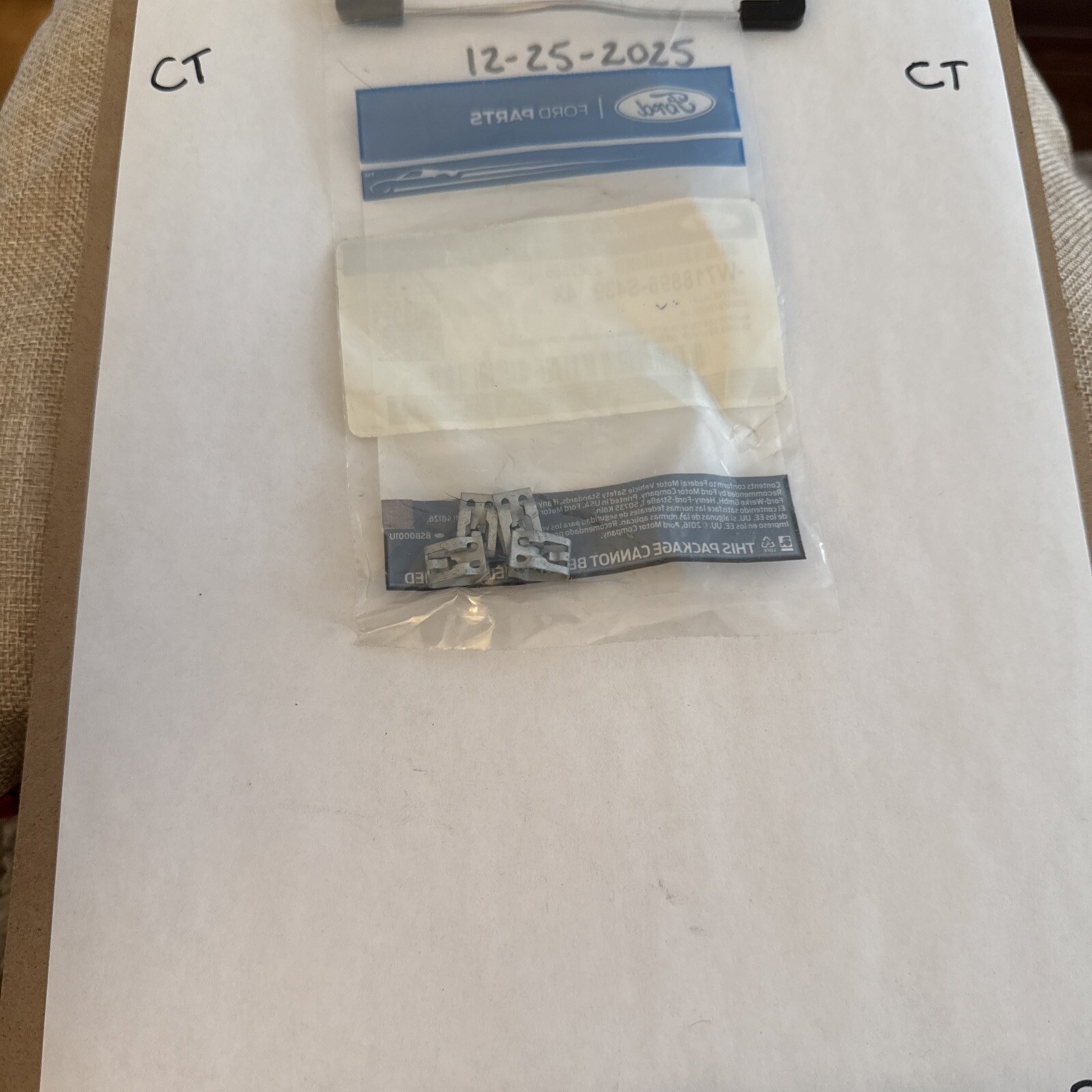 Genuine Ford OE (4) Clips W718896-S439 - Image 3