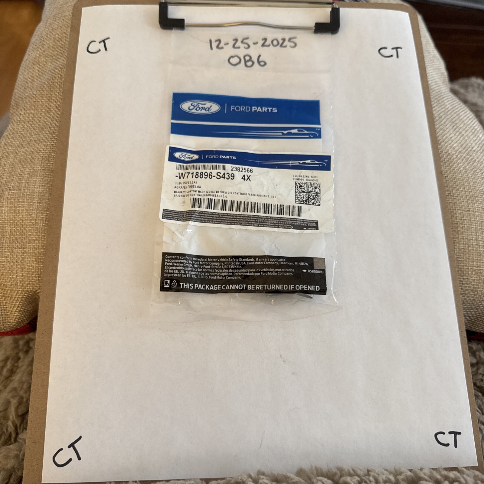 Genuine Ford OE (4) Clips W718896-S439