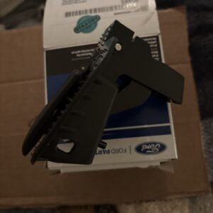 Genuine Ford OEM LB5Z-7862418-AJ Handle