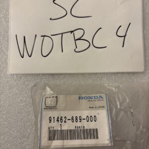 Genuine Honda 91462-689-000 Clamp