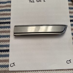 Genuine NOS GM 8705680 Oem MOULDING