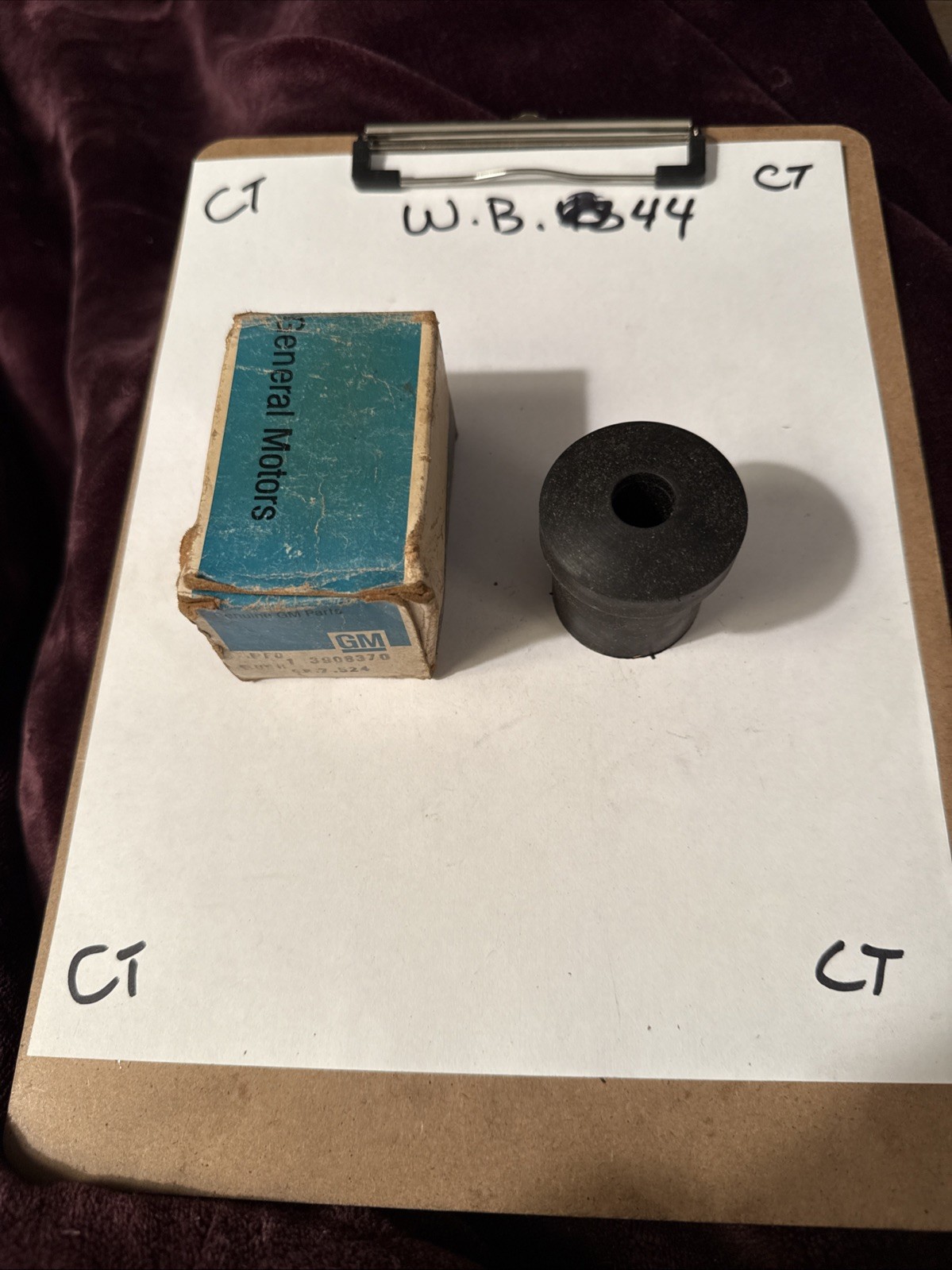 Gm Bushing 3908370 - Image 3