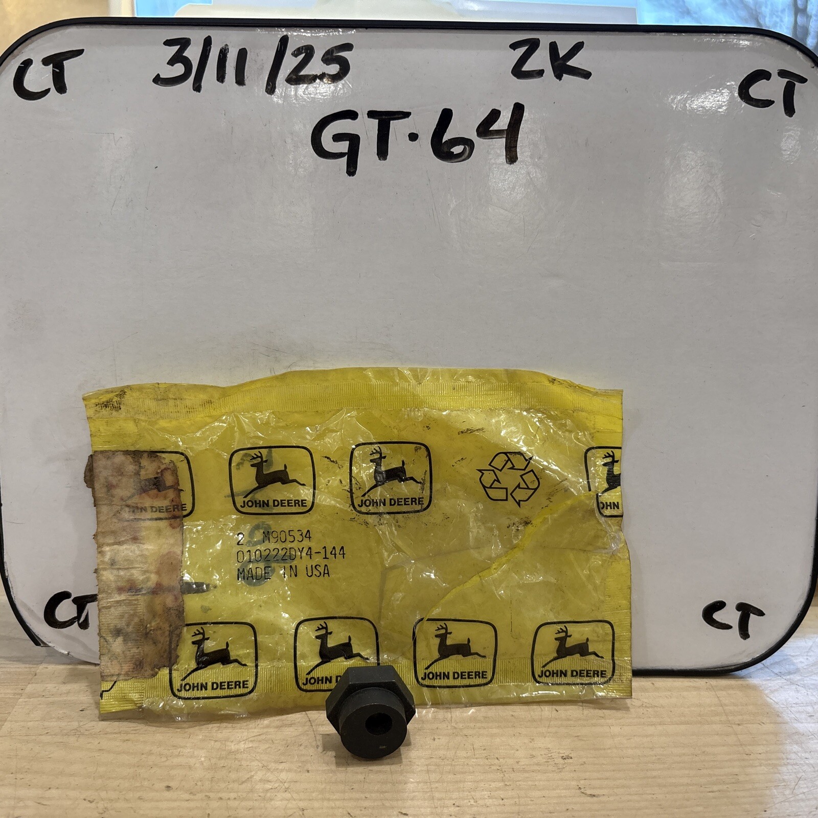 John Deere Adjuster M90534