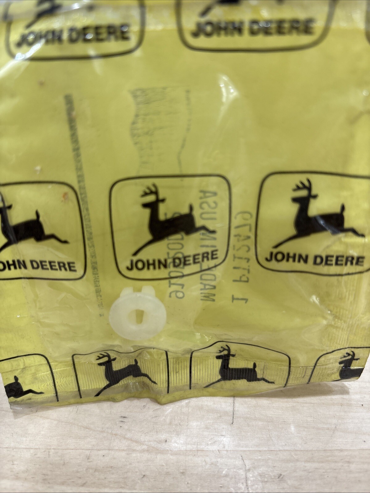 John Deere Grommet PT12479 - Image 4
