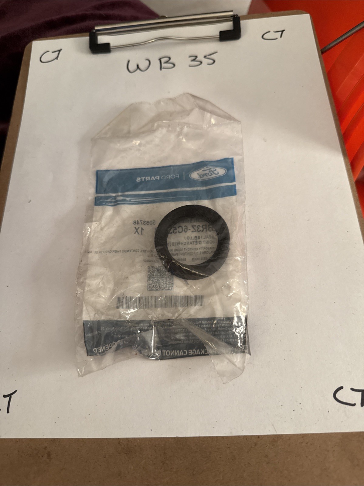 NEW 2012-2018 FORD FOCUS 2.0 SPARK PLUG TUBE SEAL. BR3Z-6C535-B. - Image 3